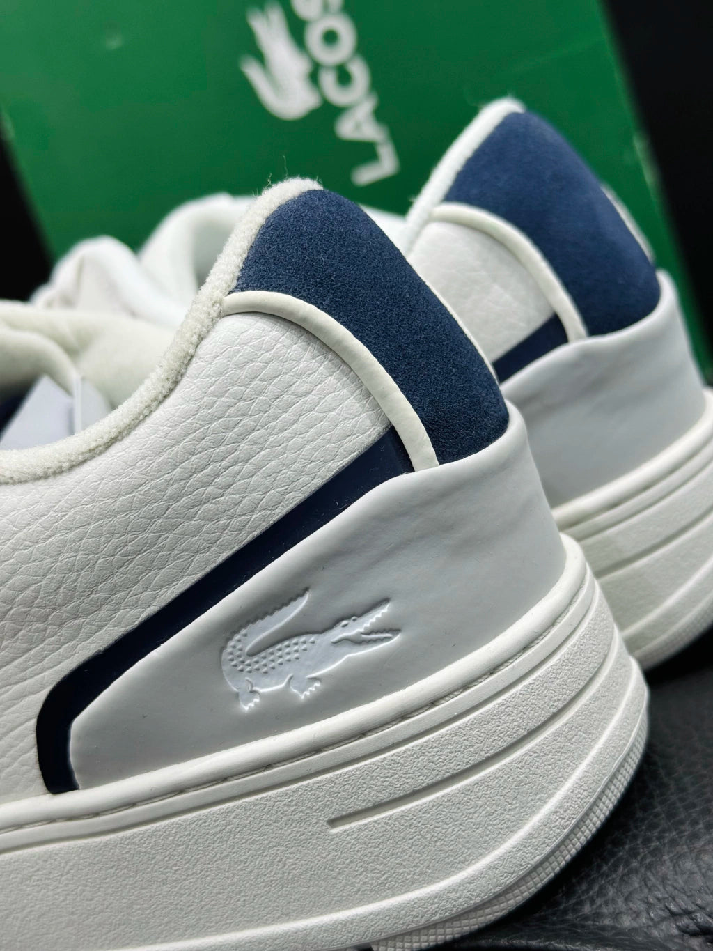 Tenis Lacoste L001